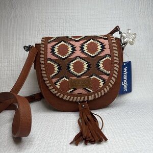 Wrangler Small Brown Crossbody Bag with Aztec Pattern ✨